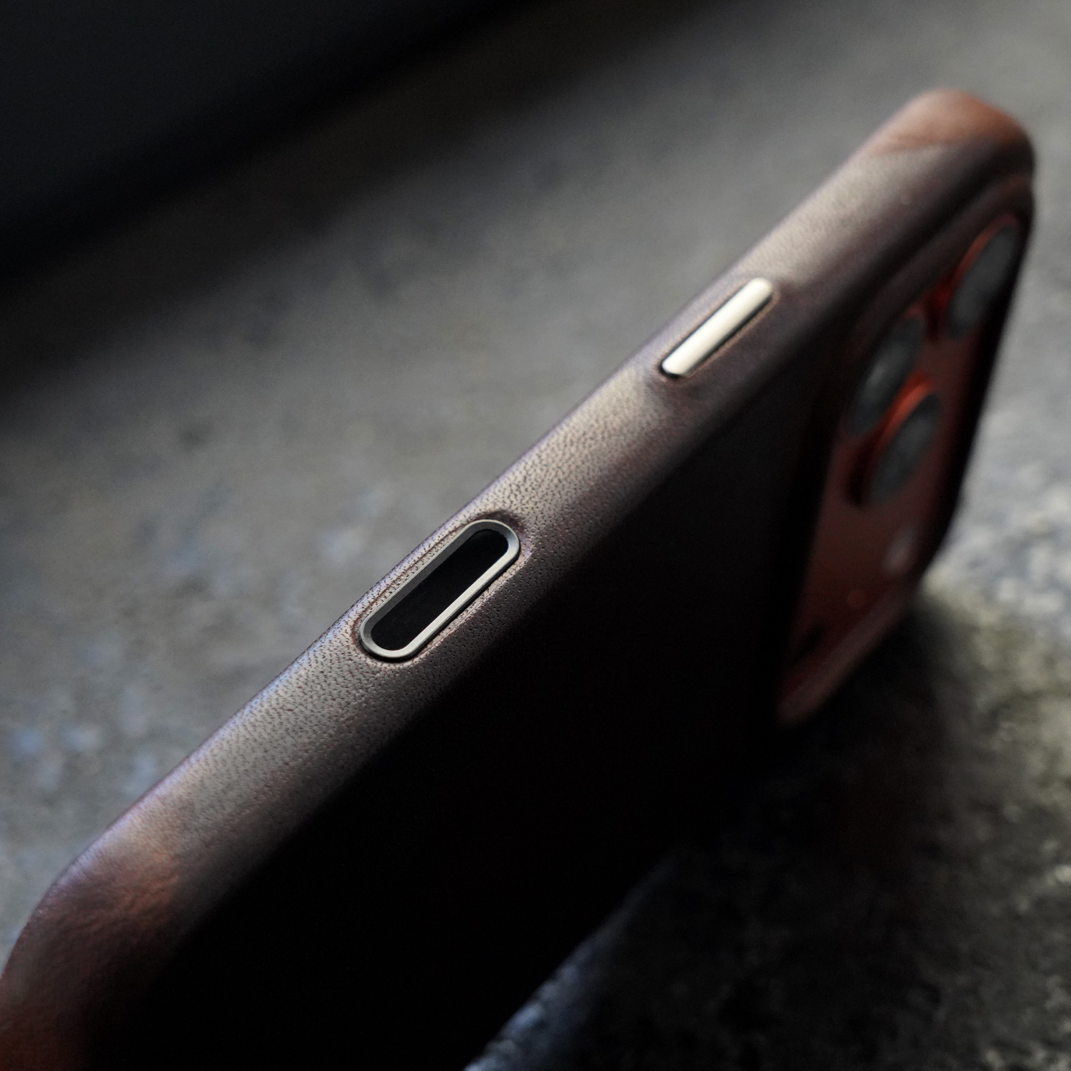 Funda de Cuero Genuino YMW Hor - Phone Cases Dublin reseña y precio